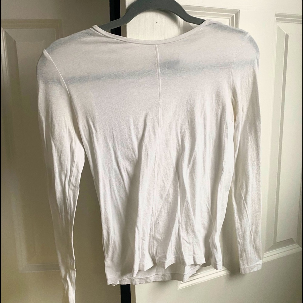 simple gap long sleeve shirt !